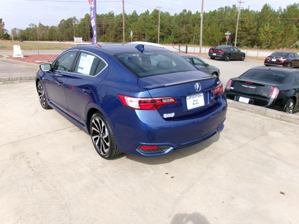 2016 Acura ILX Technology Plus photo 4