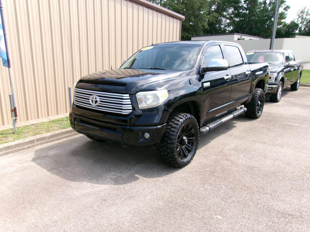 Toyota Tundra's photo